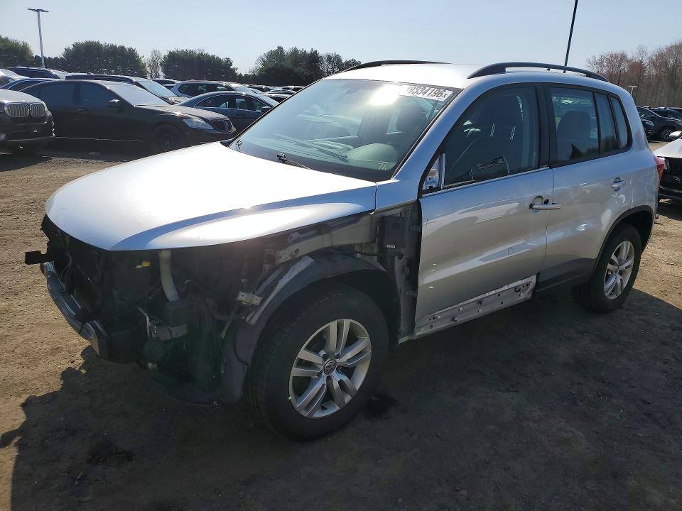 Aukcja sprzedaży 2017 Volkswagen Tiguan, vin: WVGBV7AX1HK024415, numer aukcji: 49334196