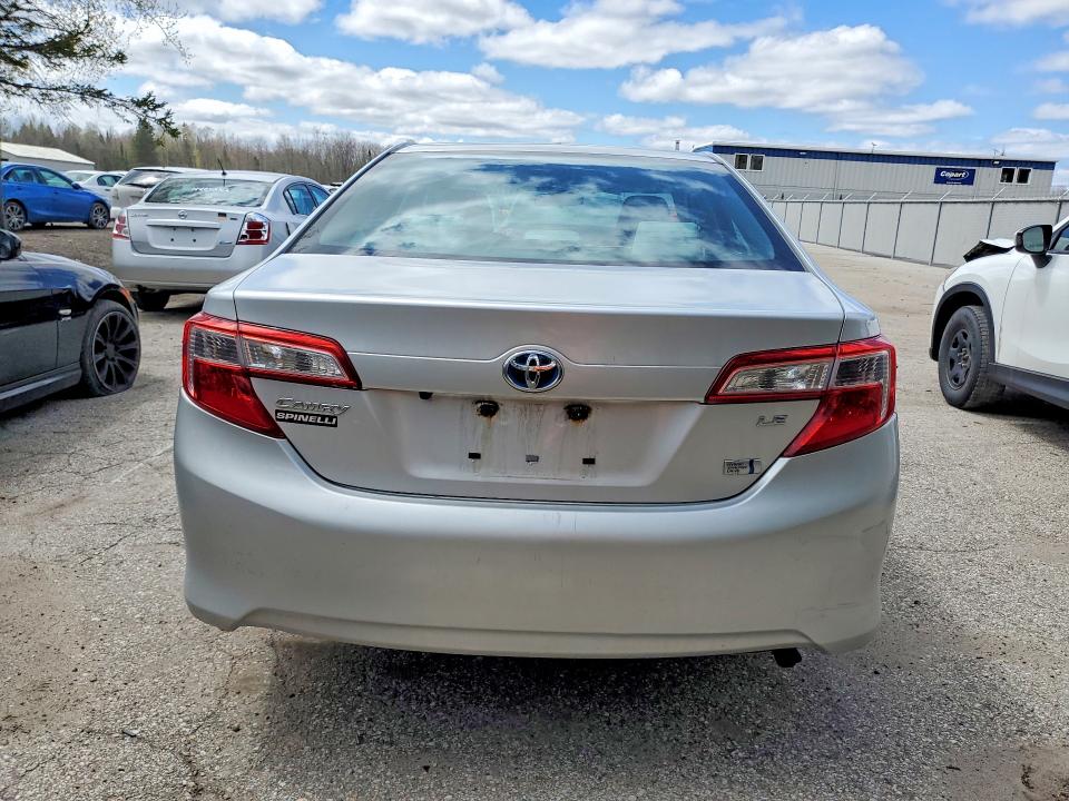 2014 Toyota Camry Hybrid მანქანა იყიდება აუქციონზე, vin: 4T1BD1FK0EU109128, აუქციონის ნომერი: 49712936
