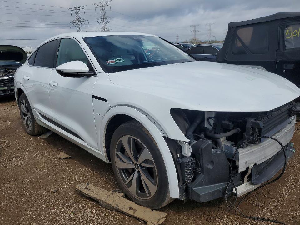 Aukcja sprzedaży 2024 Audi Q8 E-tron, vin: WA1CAAGE0RB007771, numer aukcji: 49975926