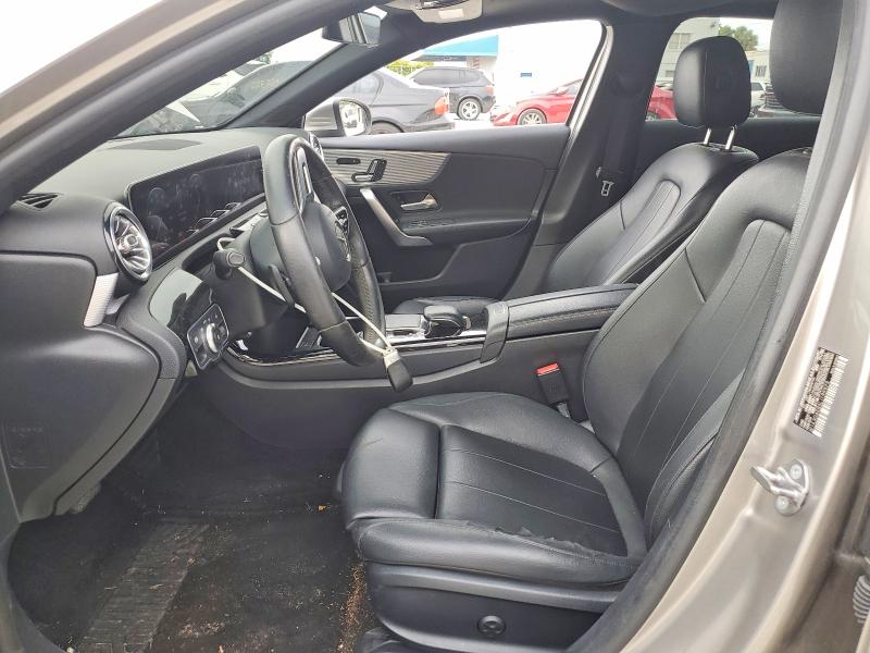 51081626 :رقم المزاد ، W1K3G4EB5LJ199979 vin ، 2020 Mercedes-benz A مزاد بيع