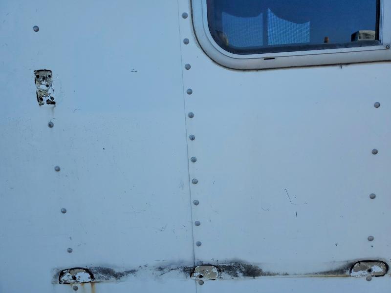 47509736 :رقم المزاد ، 4FGL01122YC032682 vin ، 2000 Unknown Recreational Vehicle (rv) مزاد بيع