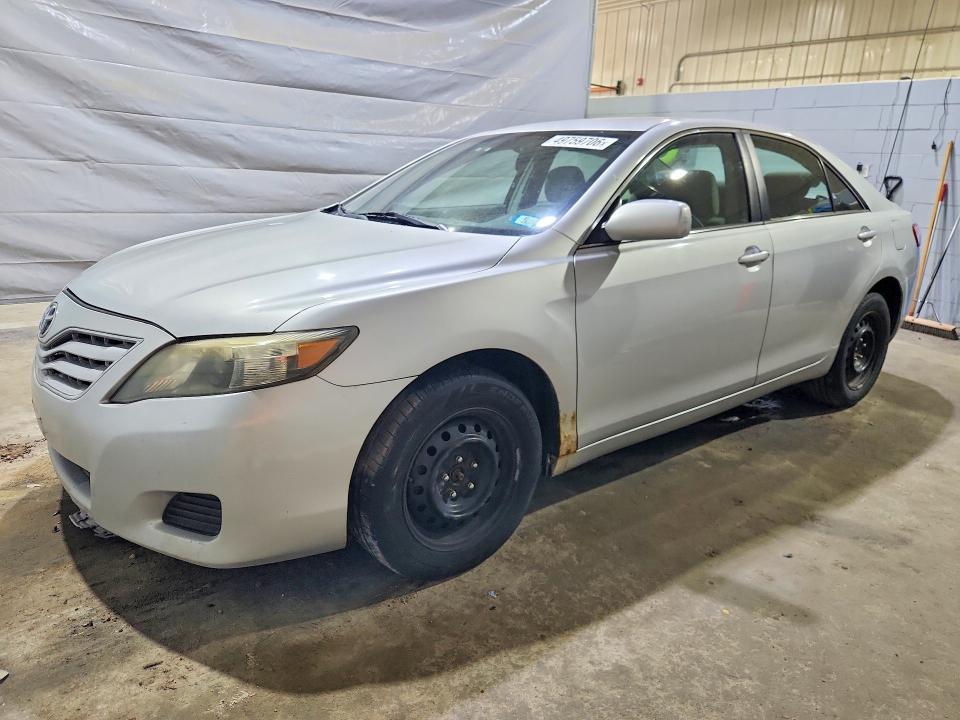 49759706 :رقم المزاد ، 4T1BK3EK9AU113045 vin ، 2010 Toyota Camry مزاد بيع