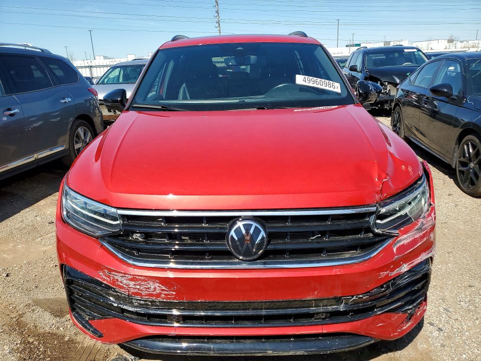 49960986 :رقم المزاد ، 3VV8B7AX0RM228156 vin ، 2024 Volkswagen Tiguan مزاد بيع