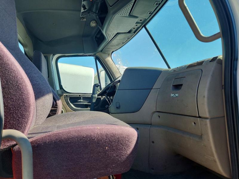 2019 Freightliner Cascadia 125 მანქანა იყიდება აუქციონზე, vin: 3AKJGEDR2KSKG5681, აუქციონის ნომერი: 50386736
