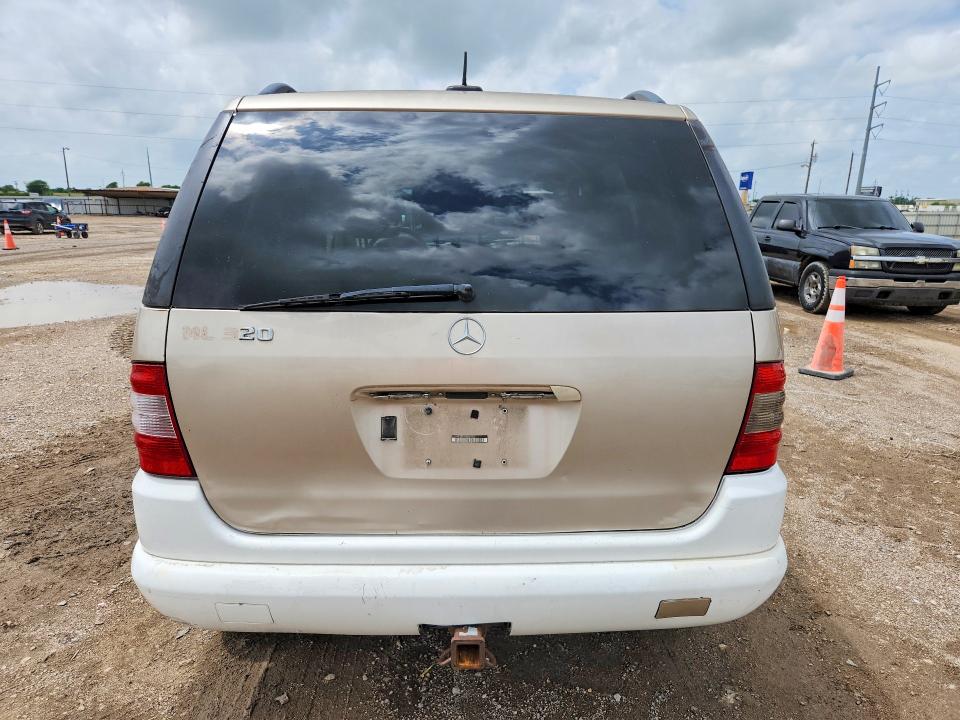 79131835 :رقم المزاد ، 4JGAB54E41A282703 vin ، 2001 Mercedes-benz Ml مزاد بيع