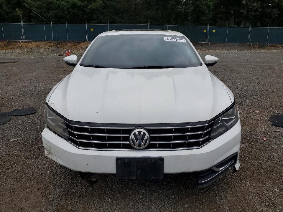 2018 Volkswagen Passat მანქანა იყიდება აუქციონზე, vin: 1VWBA7A39JC004598, აუქციონის ნომერი: 51022986