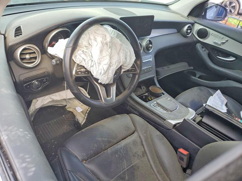 50254106 :رقم المزاد ، WDC0G8DB0LF693136 vin ، 2020 Mercedes-benz Glc مزاد بيع