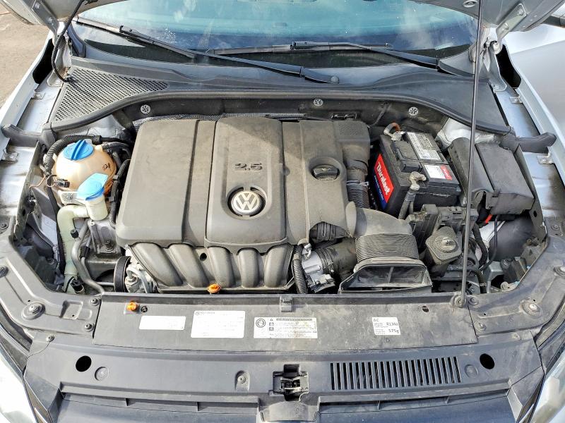 2013 Volkswagen Passat მანქანა იყიდება აუქციონზე, vin: 1VWAH7A37DC008774, აუქციონის ნომერი: 51625456