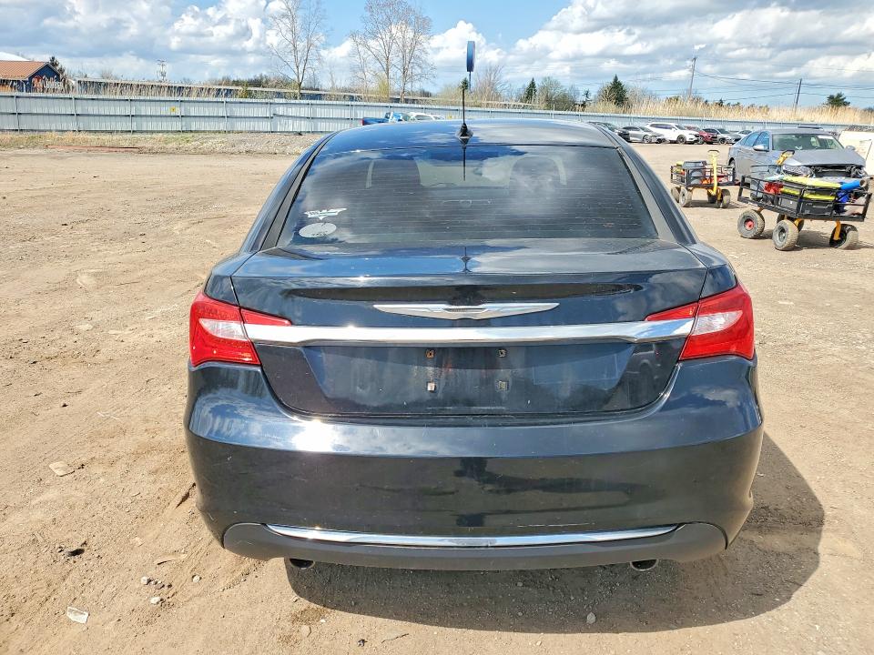 Продажа на аукционе авто 2011 Chrysler 200, vin: 1C3BC2FG8BN603904, номер лота: 49370526