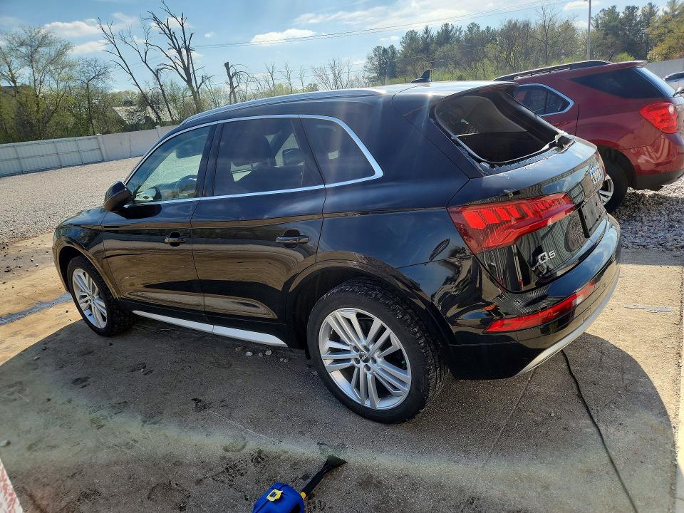 Продаж на аукціоні авто 2018 Audi Q5, vin: WA1CNAFY4J2132406, номер лоту: 50926846