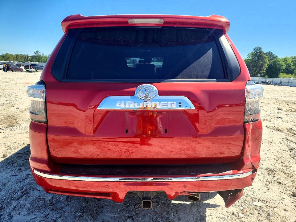 49034526 :رقم المزاد ، JTEKU5JR0M5955330 vin ، 2021 Toyota 4runner مزاد بيع