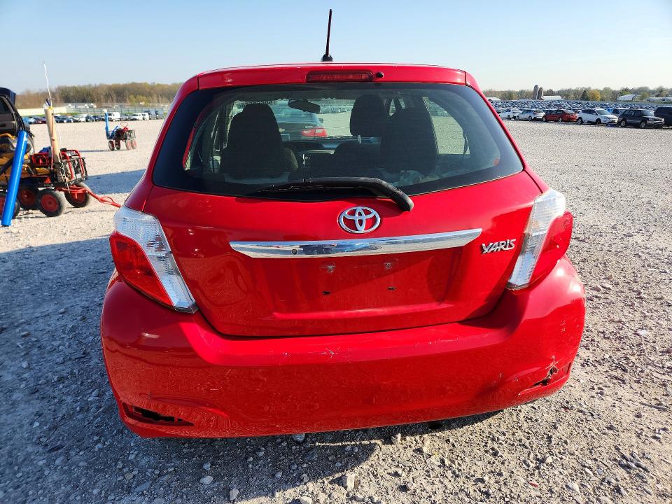 50658556 :رقم المزاد ، JTDKTUD37CD530944 vin ، 2012 Toyota Yaris مزاد بيع