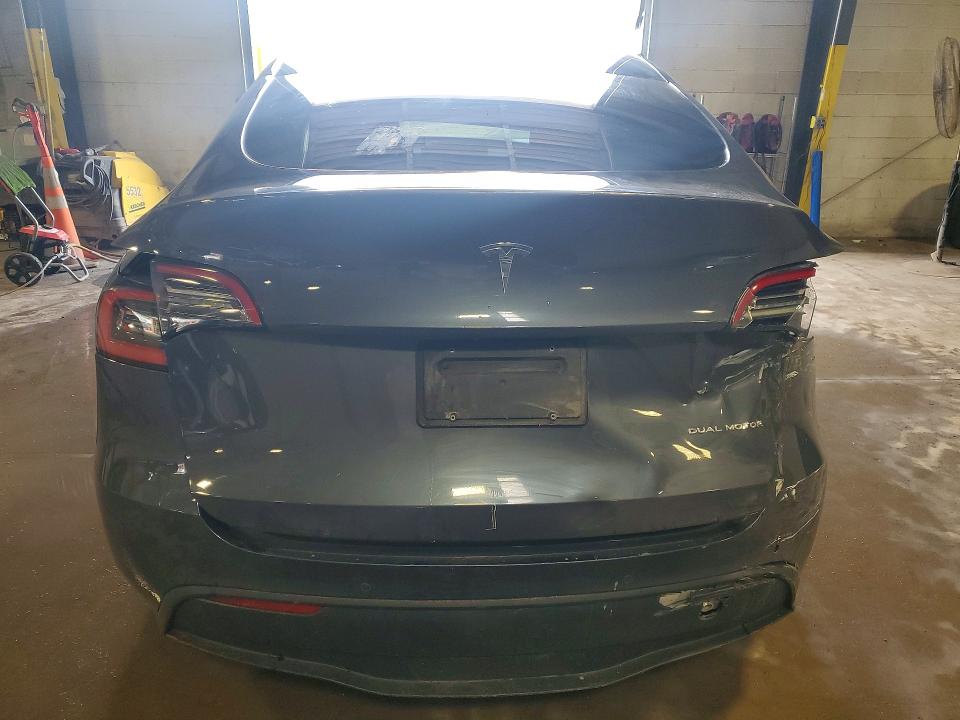 Auction sale of the 2020 Tesla Model Y, vin: 5YJYGDEEXLF043843, lot number: 50735976