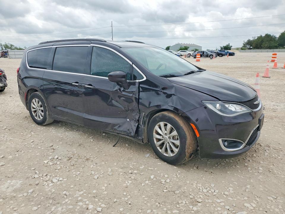 Продаж на аукціоні авто 2018 Chrysler Pacifica, vin: 2C4RC1FG4JR123428, номер лоту: 49959266