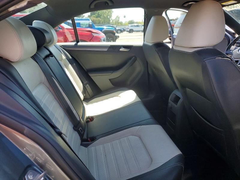 48941586 :رقم المزاد ، 3VWD17AJ9HM393808 vin ، 2017 Volkswagen Jetta مزاد بيع