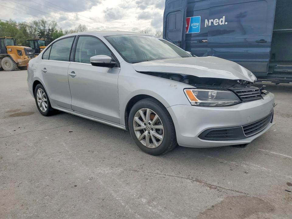 47857576 :رقم المزاد ، 3VWDX7AJ4DM306325 vin ، 2013 Volkswagen Jetta مزاد بيع
