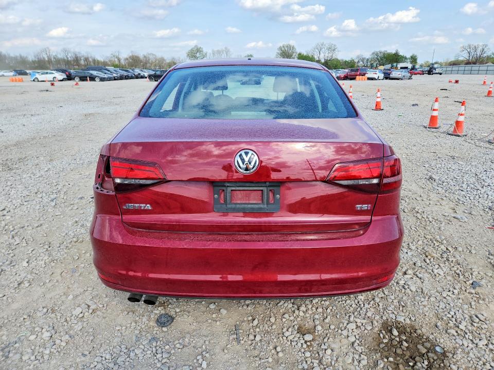 49932996 :رقم المزاد ، 3VW167AJ0HM322646 vin ، 2017 Volkswagen Jetta مزاد بيع