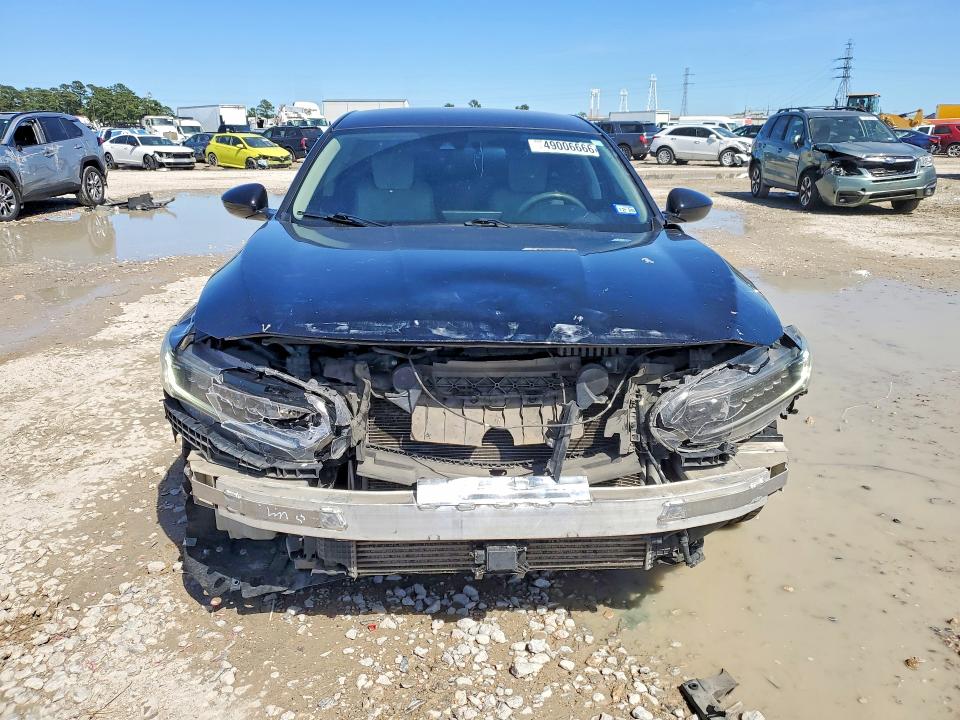 Продаж на аукціоні авто 2018 Honda Accord, vin: 1HGCV1F19JA251536, номер лоту: 49006666