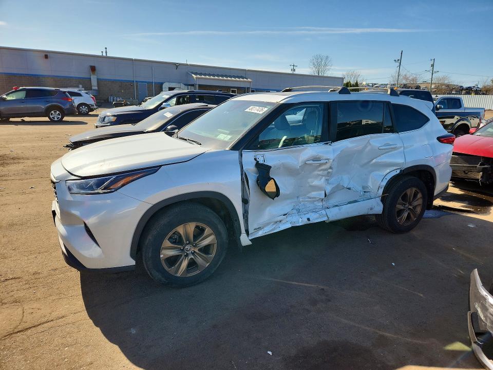 2023 Toyota Highlander მანქანა იყიდება აუქციონზე, vin: 5TDABRCH3PS580355, აუქციონის ნომერი: 49317486