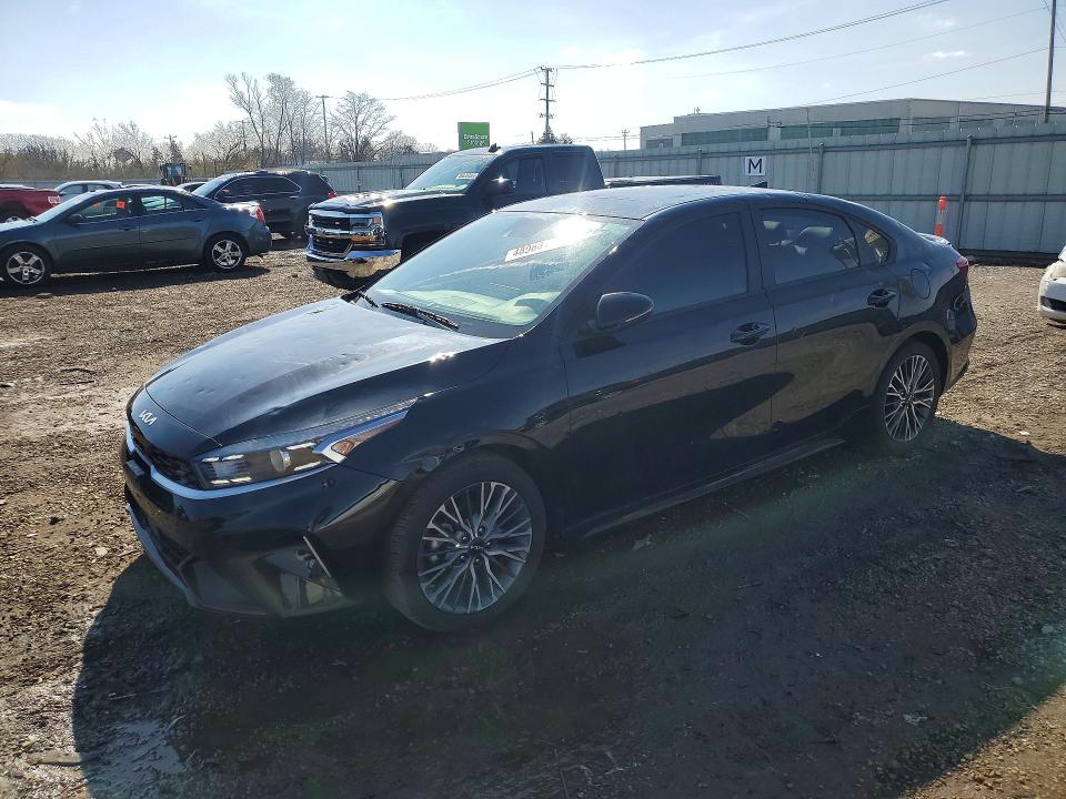 2023 Kia Forte მანქანა იყიდება აუქციონზე, vin: 3KPF54ADXPE565782, აუქციონის ნომერი: 48988186