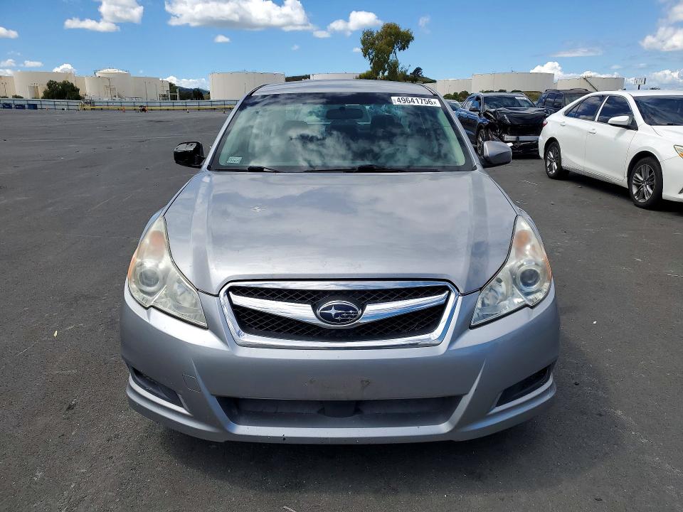 49641756 :رقم المزاد ، 4S3BMBF62B3244822 vin ، 2011 Subaru Legacy مزاد بيع