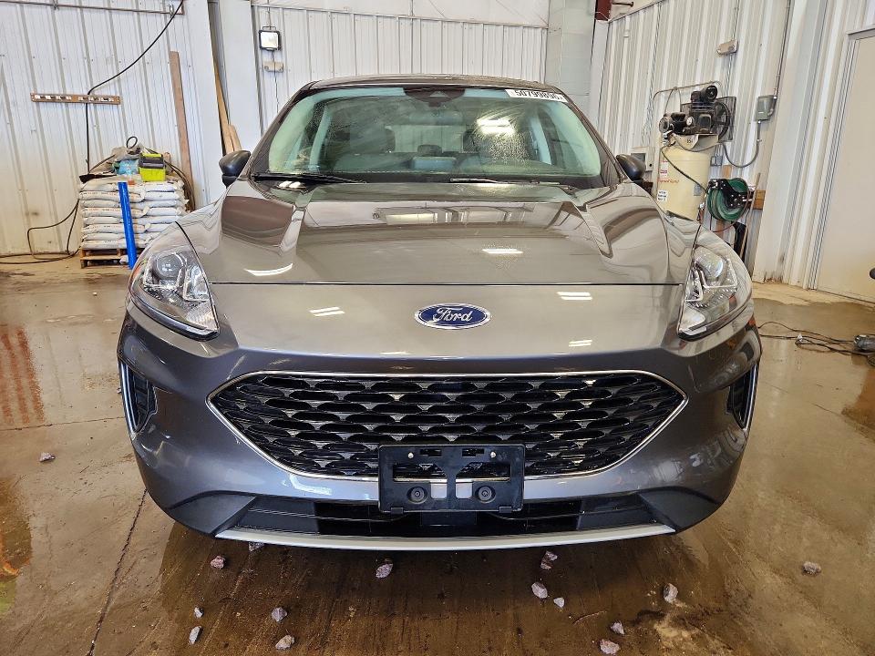 50799896 :رقم المزاد ، 1FMCU0G6XNUA12440 vin ، 2022 Ford Escape مزاد بيع