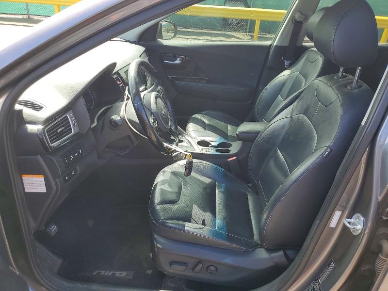 51638796 :رقم المزاد ، KNDCE3LC9H5050707 vin ، 2017 Kia Niro مزاد بيع