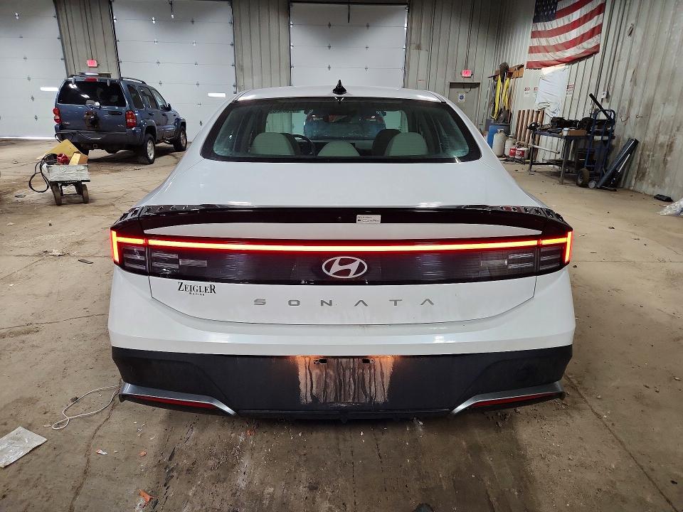 Продажа на аукционе авто 2025 Hyundai Sonata, vin: KMHL24JA2SA428702, номер лота: 49085086
