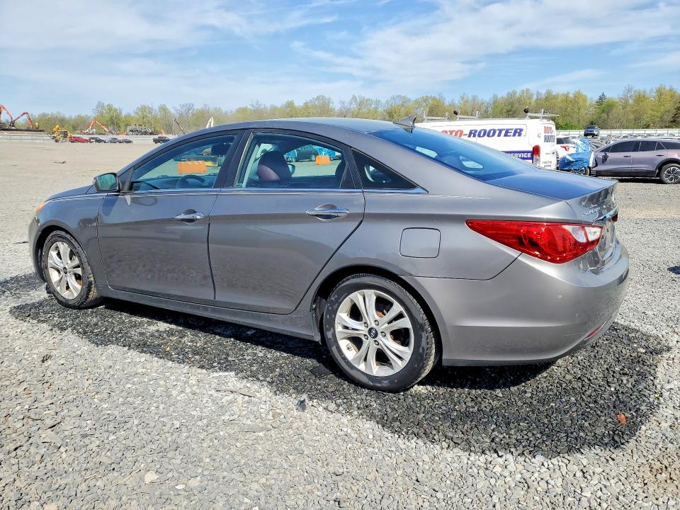50081206 :رقم المزاد ، 5NPEC4AC1BH059772 vin ، 2011 Hyundai Sonata مزاد بيع