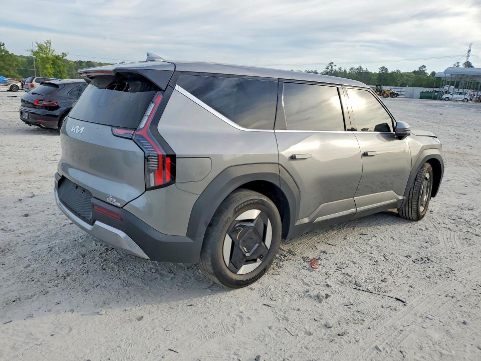 Продажа на аукционе авто 2024 Kia Ev9, vin: KNDAB5S19R6020629, номер лота: 49541936