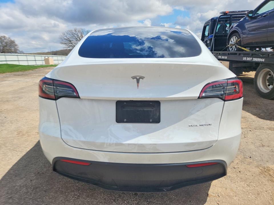 50186856 :رقم المزاد ، 7SAYGDEE7PF782192 vin ، 2023 Tesla Model Y مزاد بيع