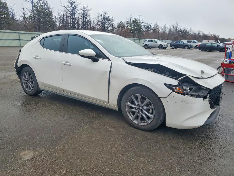 Продажа на аукционе авто 2022 Mazda 3, vin: JM1BPAJLXN1516404, номер лота: 48419426