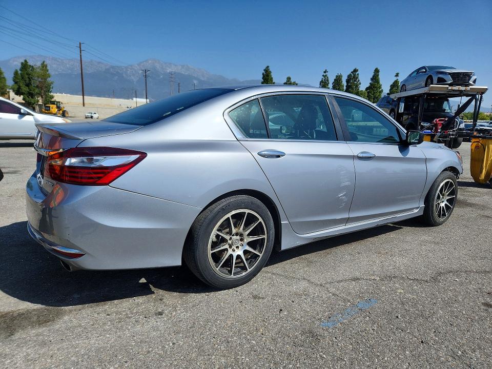 Aukcja sprzedaży 2017 Honda Accord, vin: 1HGCR2F55HA224499, numer aukcji: 49923016