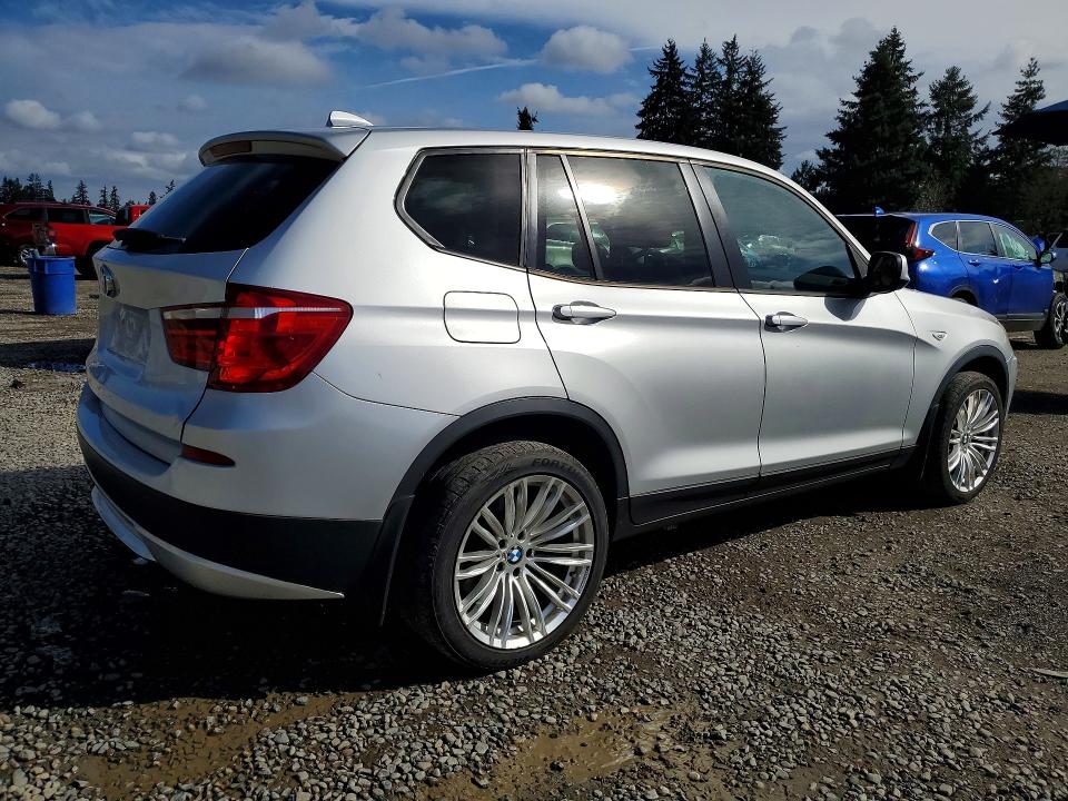 48616266 :رقم المزاد ، 5UXWX5C58BL704358 vin ، 2011 Bmw X3 مزاد بيع