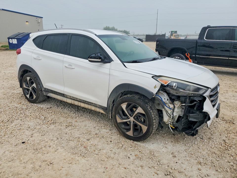 Продажа на аукционе авто 2017 Hyundai Tucson, vin: KM8J33A23HU394140, номер лота: 51546886