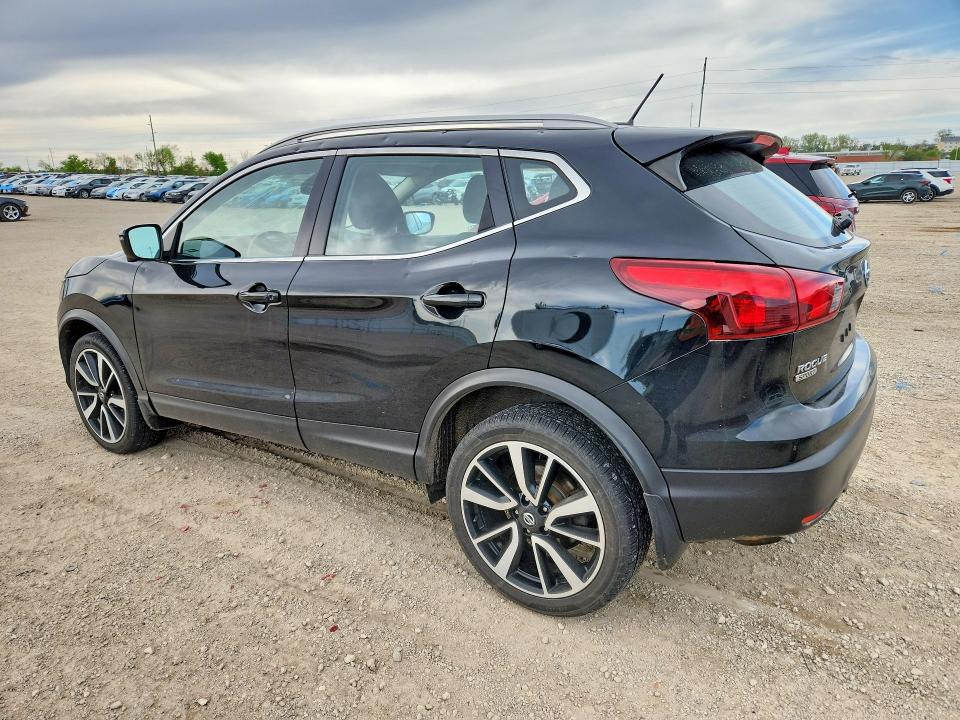 2017 Nissan Rogue Sport მანქანა იყიდება აუქციონზე, vin: JN1BJ1CR4HW133586, აუქციონის ნომერი: 51364956