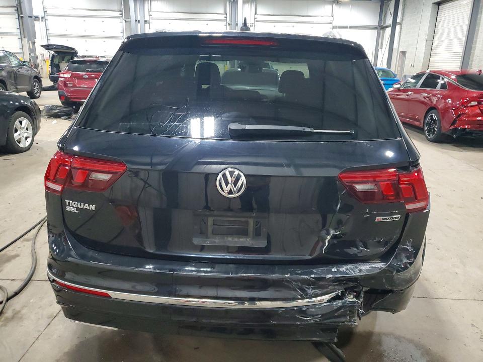 2021 Volkswagen Tiguan მანქანა იყიდება აუქციონზე, vin: 3VV4B7AX4MM108500, აუქციონის ნომერი: 51253366