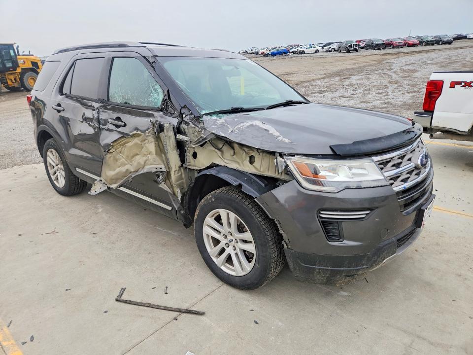 50994206 :رقم المزاد ، 1FM5K8D86JGA65695 vin ، 2018 Ford Explorer مزاد بيع