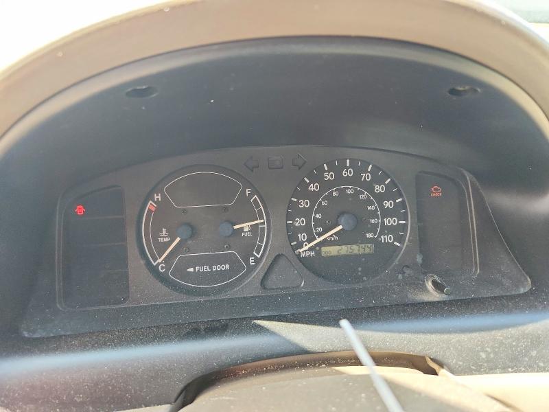 51670946 :رقم المزاد ، 2T1BR12E5XC240447 vin ، 1999 Toyota Corolla مزاد بيع