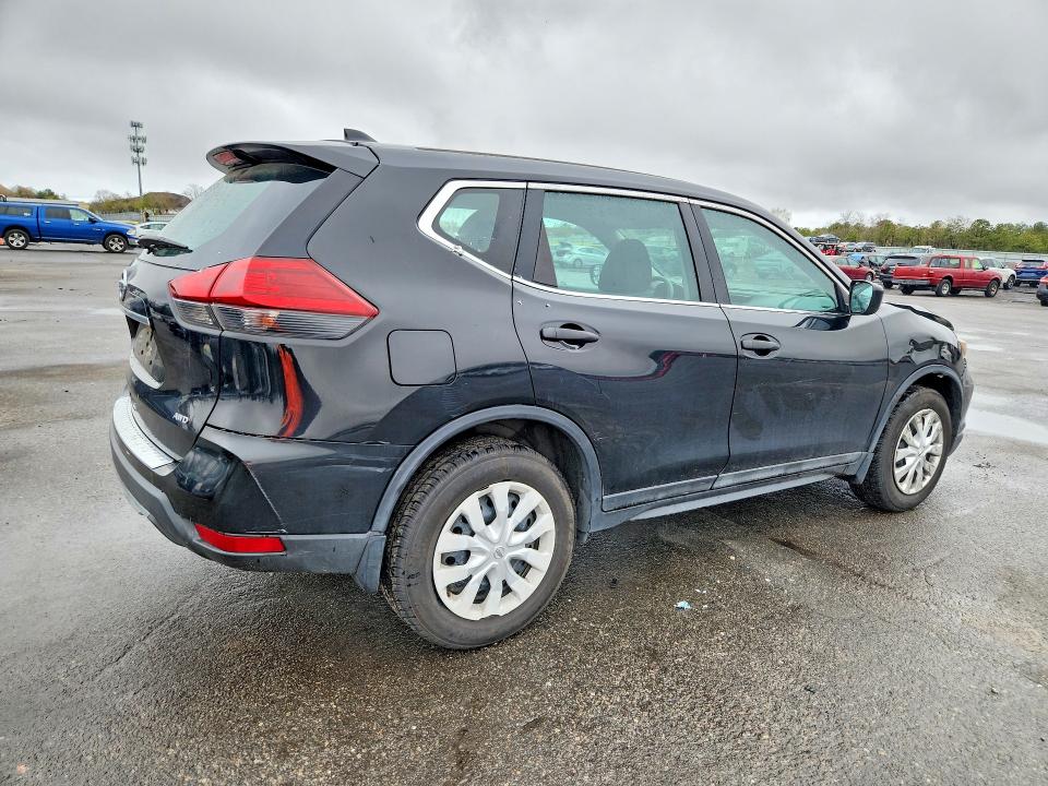 2018 Nissan Rogue მანქანა იყიდება აუქციონზე, vin: 5N1AT2MVXJC789704, აუქციონის ნომერი: 51774046