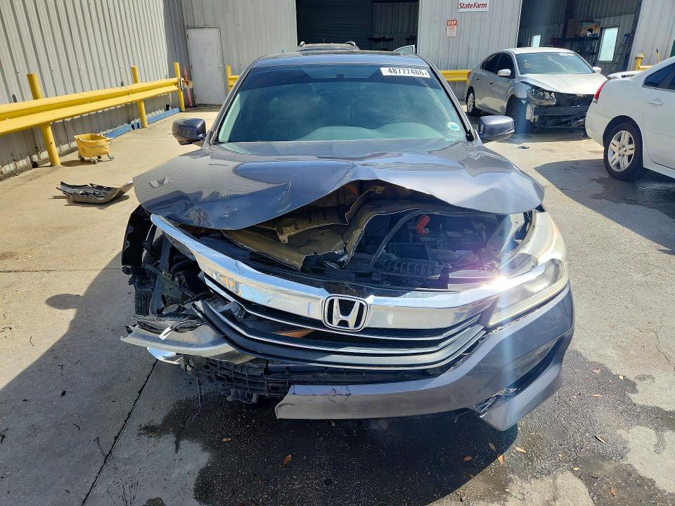 48777486 :رقم المزاد ، 1HGCR2F7XGA128853 vin ، 2016 Honda Accord مزاد بيع