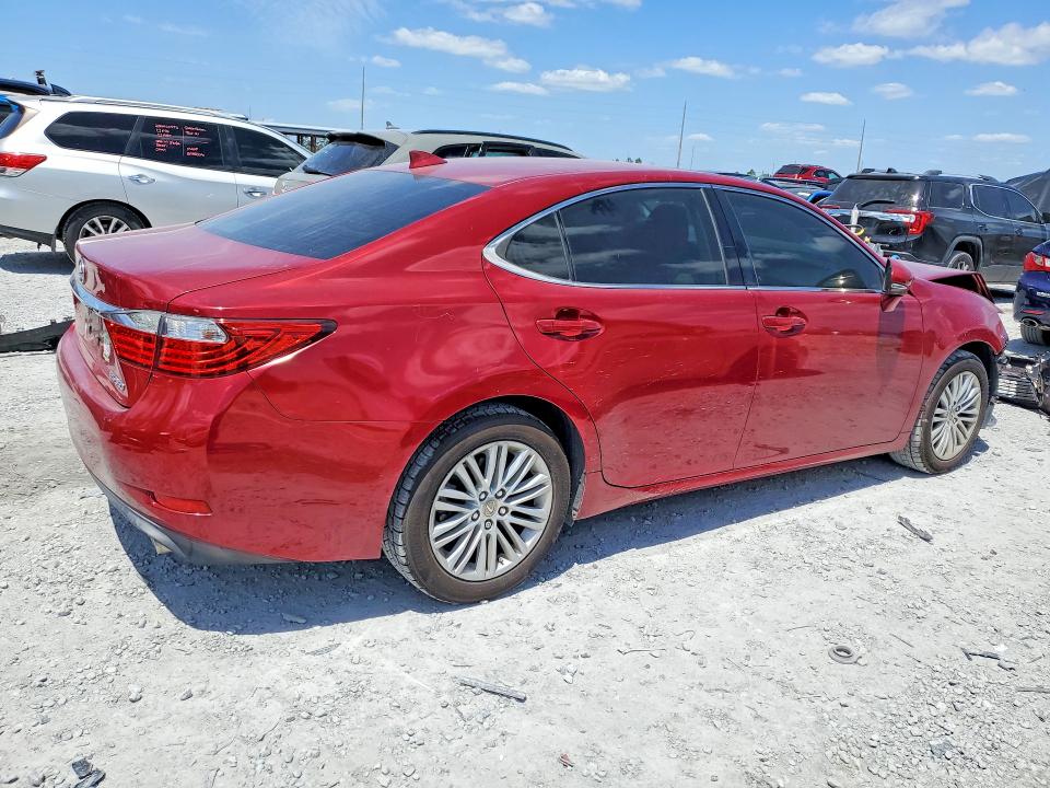 50282836 :رقم المزاد ، JTHBK1GG3F2154113 vin ، 2015 Lexus Es مزاد بيع