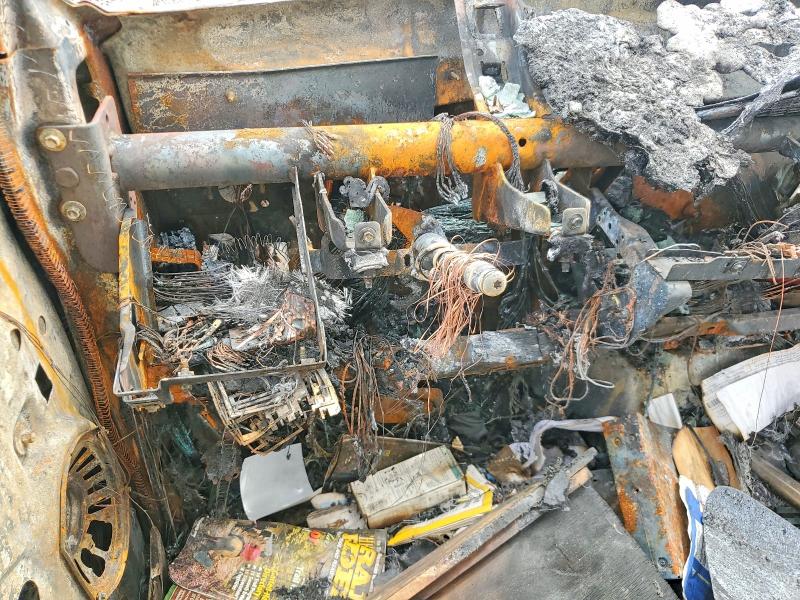 49797666 :رقم المزاد ، 1FDAW56F01EB65140 vin ، 2001 Ford F550 مزاد بيع