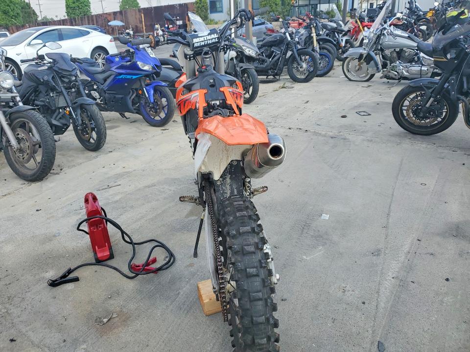 49422006 :رقم المزاد ، VBKMXN435EM205715 vin ، 2014 Ktm 350 مزاد بيع