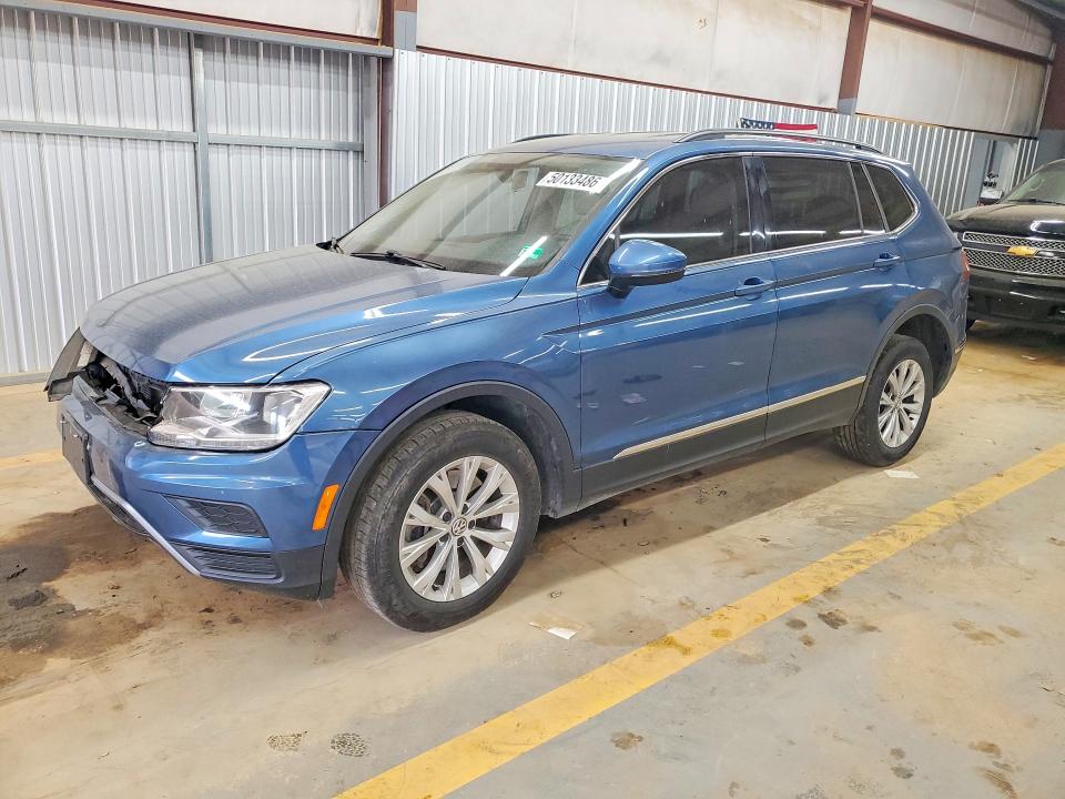 50133486 :رقم المزاد ، 3VV2B7AX7JM122815 vin ، 2018 Volkswagen Tiguan مزاد بيع