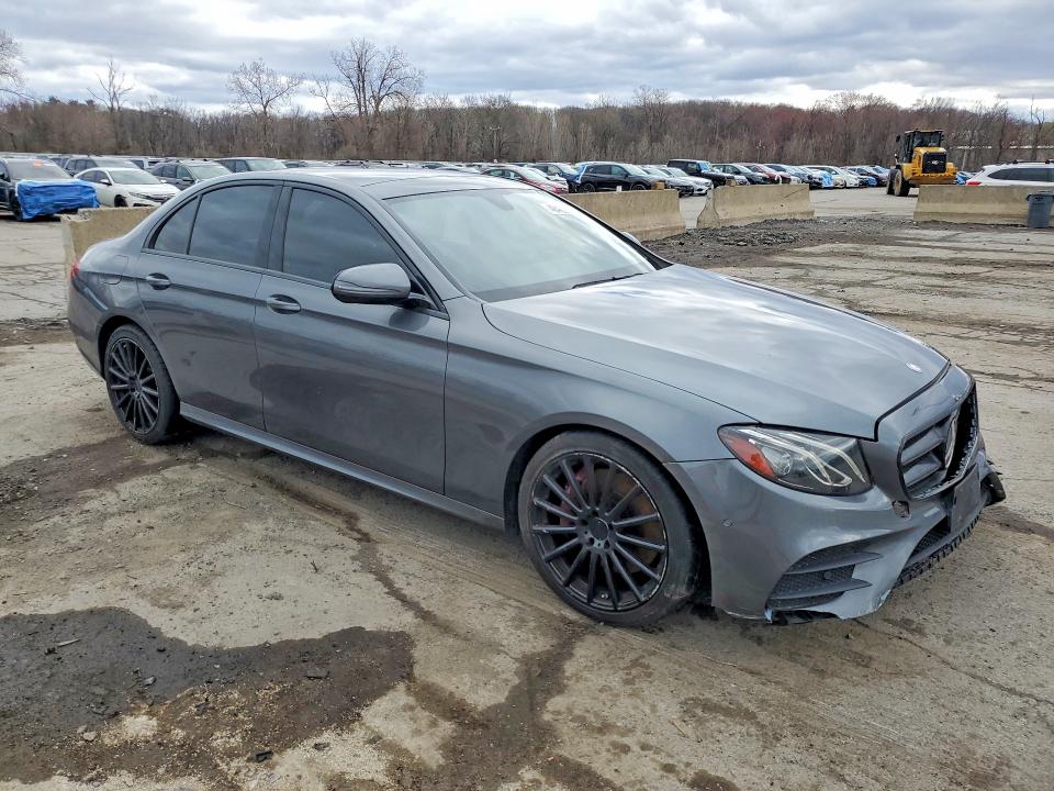 2017 Mercedes-benz E მანქანა იყიდება აუქციონზე, vin: WDDZF4KB7HA131935, აუქციონის ნომერი: 48462276