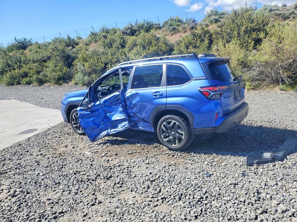 2022 Subaru Forester მანქანა იყიდება აუქციონზე, vin: JFSLSED6SH443735, აუქციონის ნომერი: 50946026