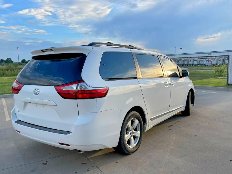 Продаж на аукціоні авто 2015 Toyota Sienna, vin: 5TDKK3DC3FS547083, номер лоту: 50523996
