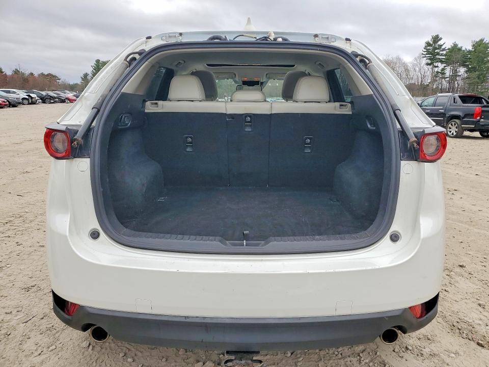 Продаж на аукціоні авто 2018 Mazda Cx-5, vin: JM3KFBDM8J0439861, номер лоту: 49386416