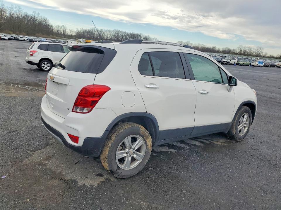 2018 Chevrolet Trax მანქანა იყიდება აუქციონზე, vin: KL7CJPSB2JB614777, აუქციონის ნომერი: 48096696